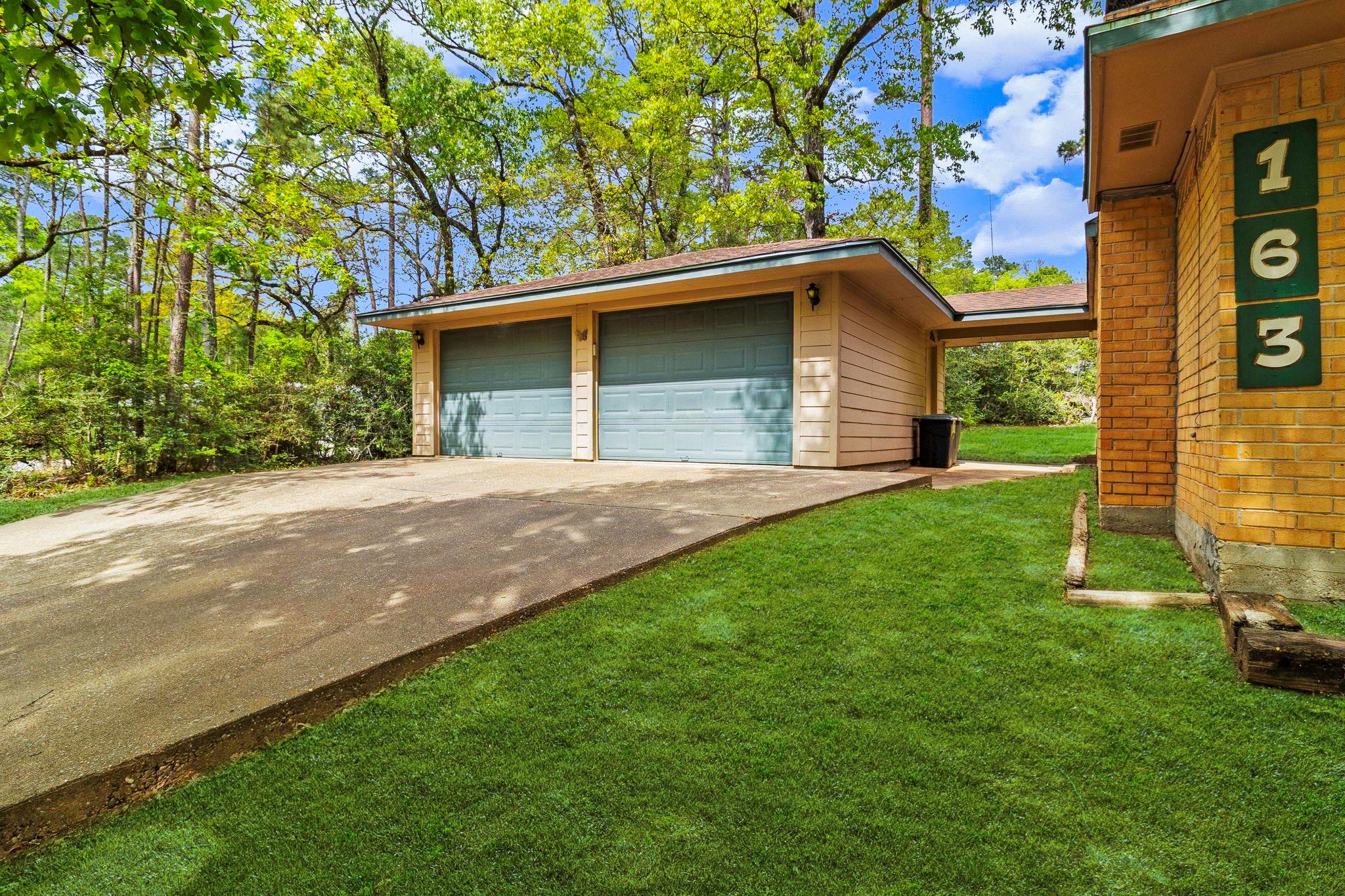 163 Westwood Drive E