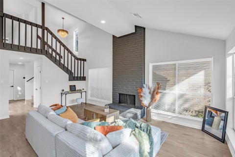 Photo of 1907 Trixie Lane, Houston, TX 77042 (MLS # 13431407)