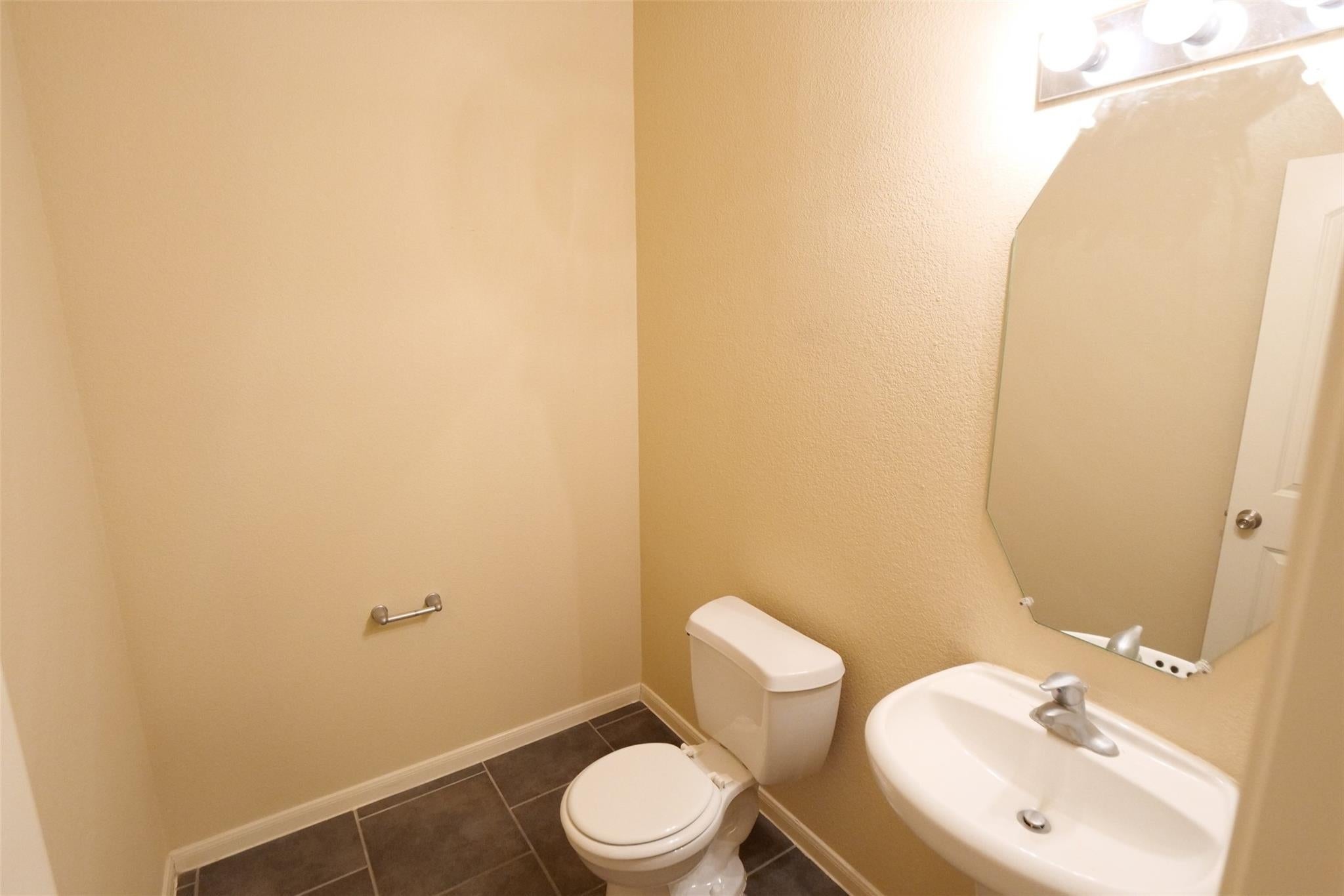 26427 Longview Creek
