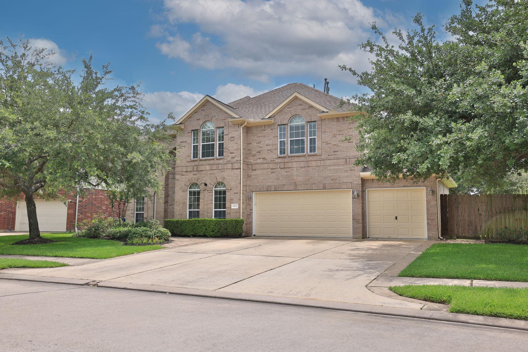 4423 Bridgestone Cedar Drive