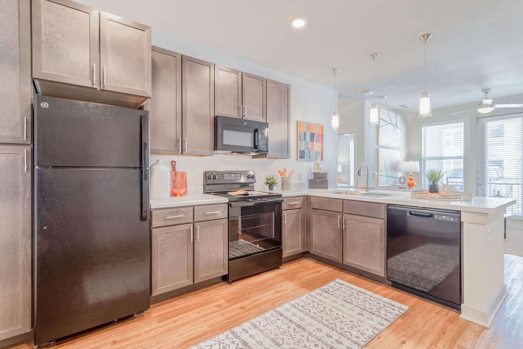 13939 Hillcroft Avenue 10305