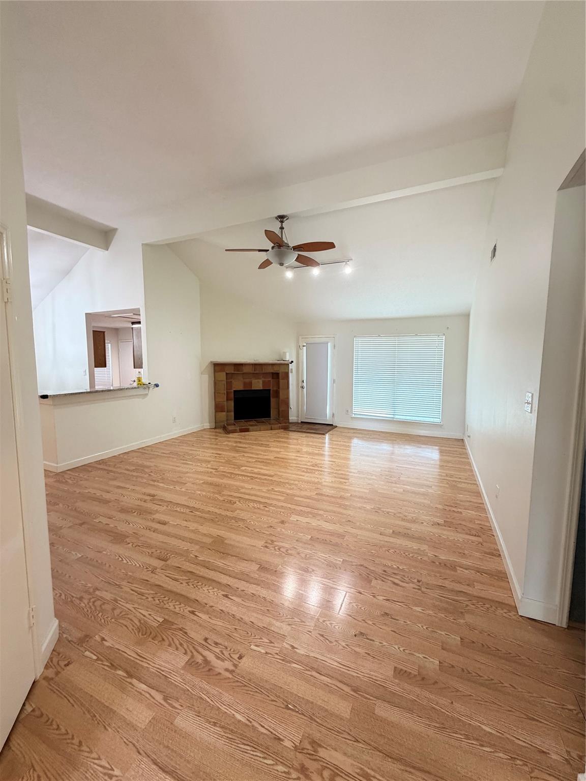 5211 Rivertree Lane