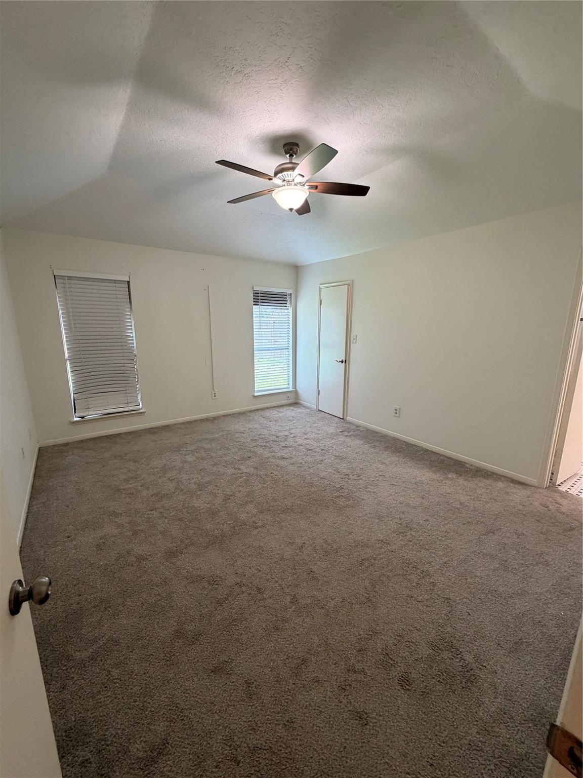 5211 Rivertree Lane