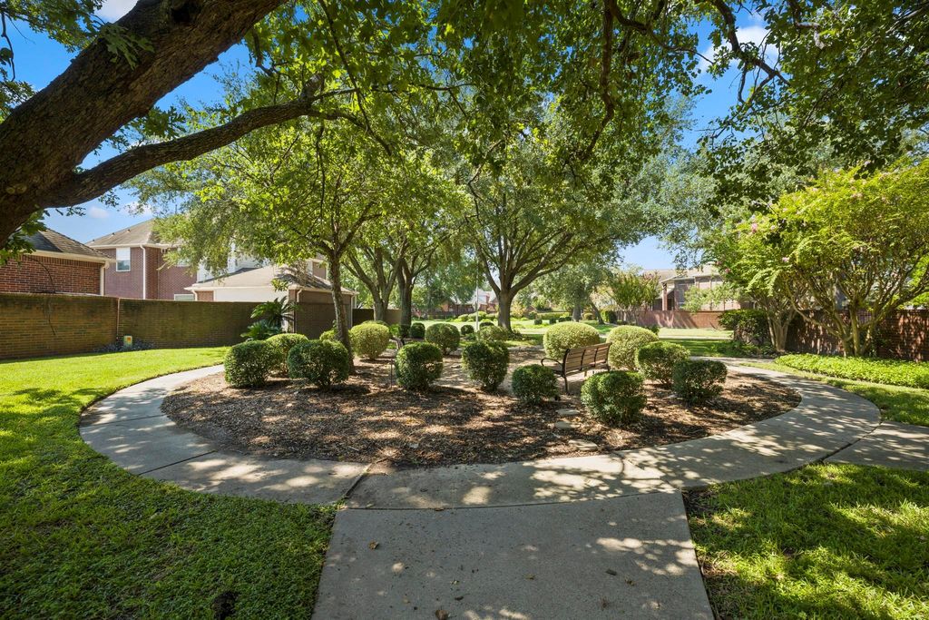Photo of 14314 N Cashel Oak Drive, Houston, TX 77069 (MLS # 26136230)