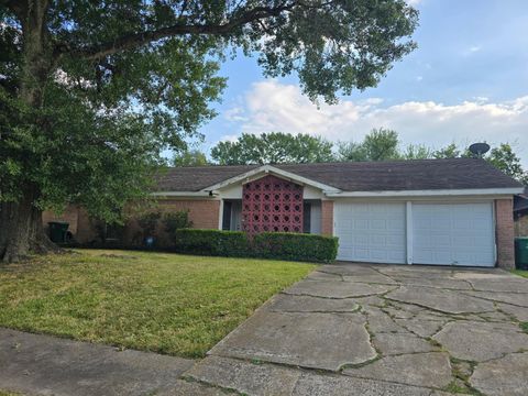 Photo of 5523 Kuldell Drive, Houston, TX 77096 (MLS # 55002285)