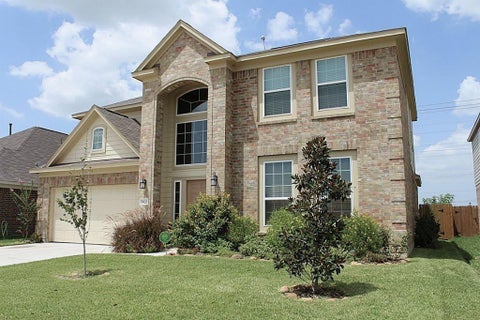 Photo of 5827 Annatto Drive, Baytown, TX 77521 (MLS # 65432874)