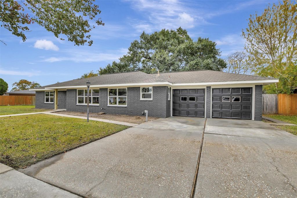 Photo of 1914 Monroe Drive, Pasadena, TX 77502 (MLS # 61469739)