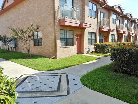Photo of 9400 Bellaire Boulevard #508, Houston, TX 77036 (MLS # 44015680)