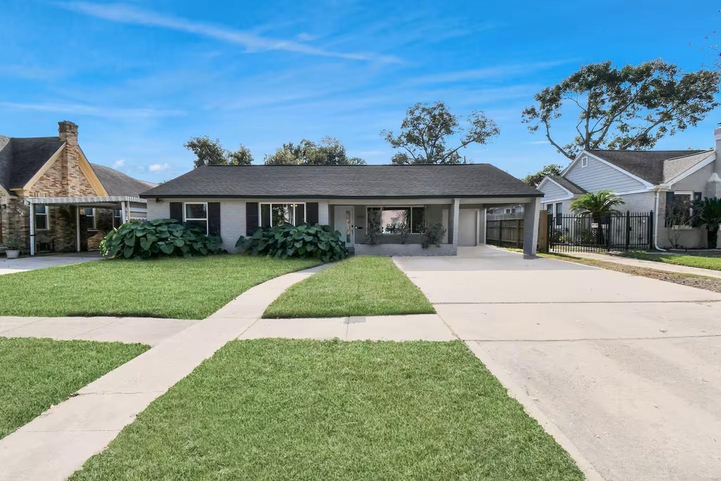 Photo of 3318 Wichita Street, Houston, TX 77004 (MLS # 93093319)