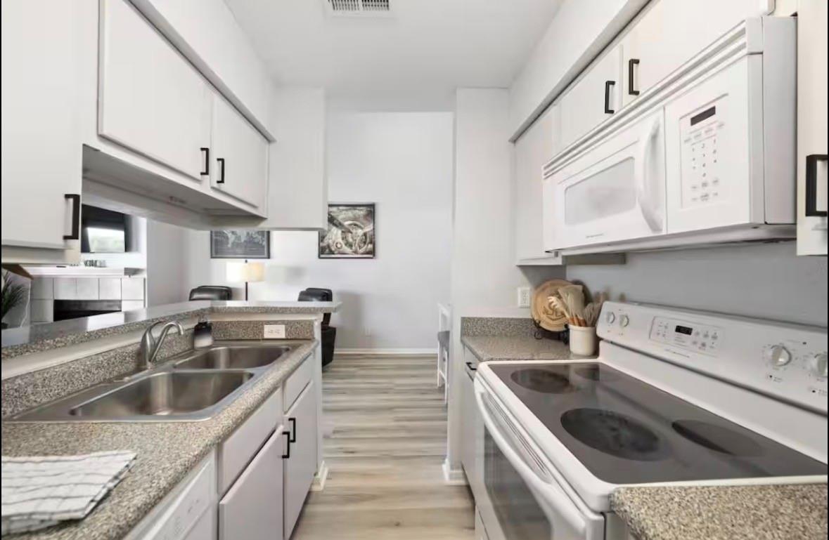 3506 Cove View Boulevard 606