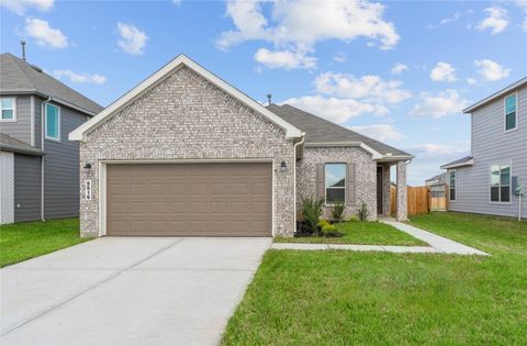Photo of 5515 Blackbird Lane, Hitchcock, TX 77563 (MLS # 66903476)