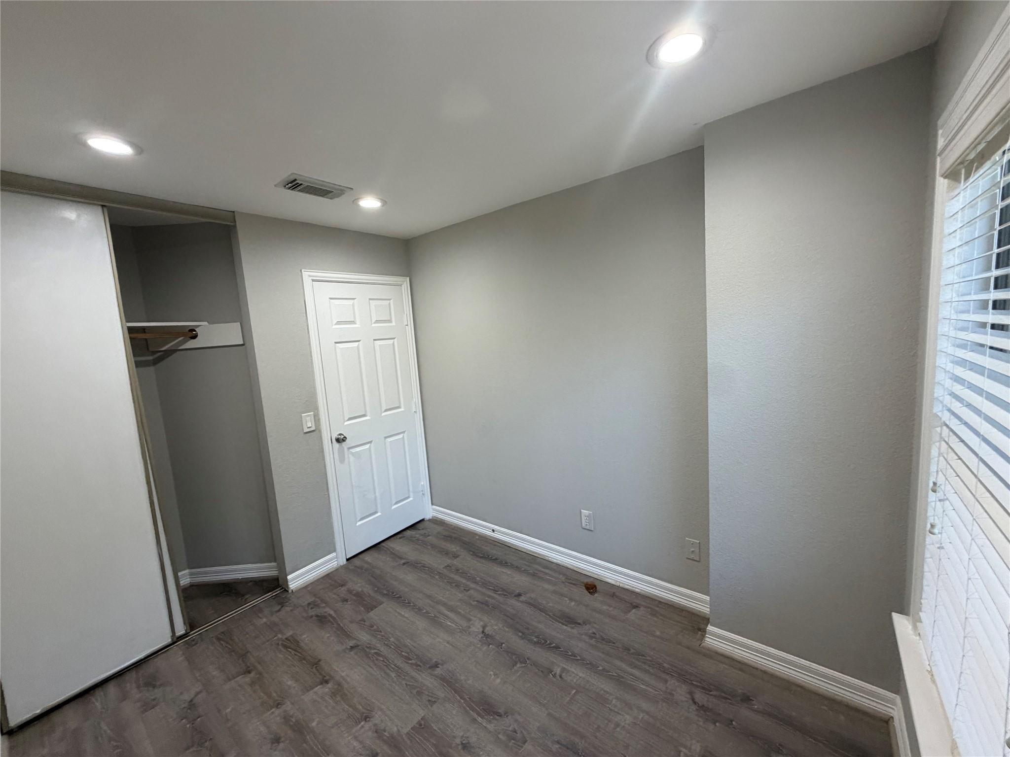 2810 Grants Lake Boulevard 1005