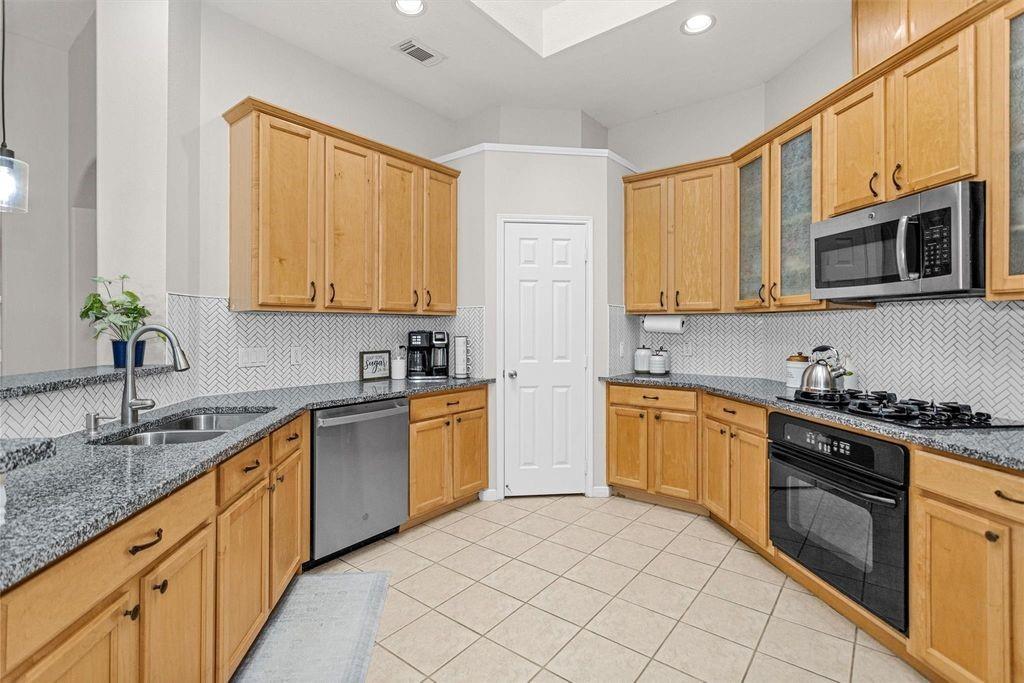 2614 Easton Springs Court