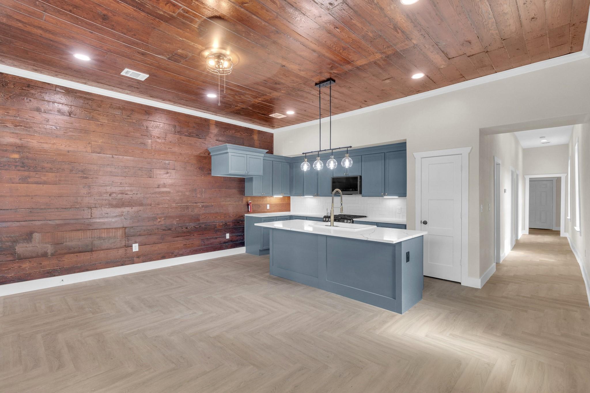 1708 Gentry Street AB