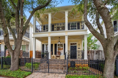 Photo of 840 Tulane Street, Houston, TX 77007 (MLS # 66546749)