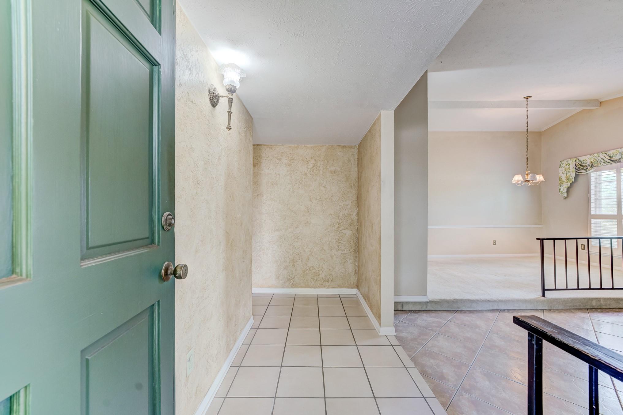 3023 Quail Valley East Drive