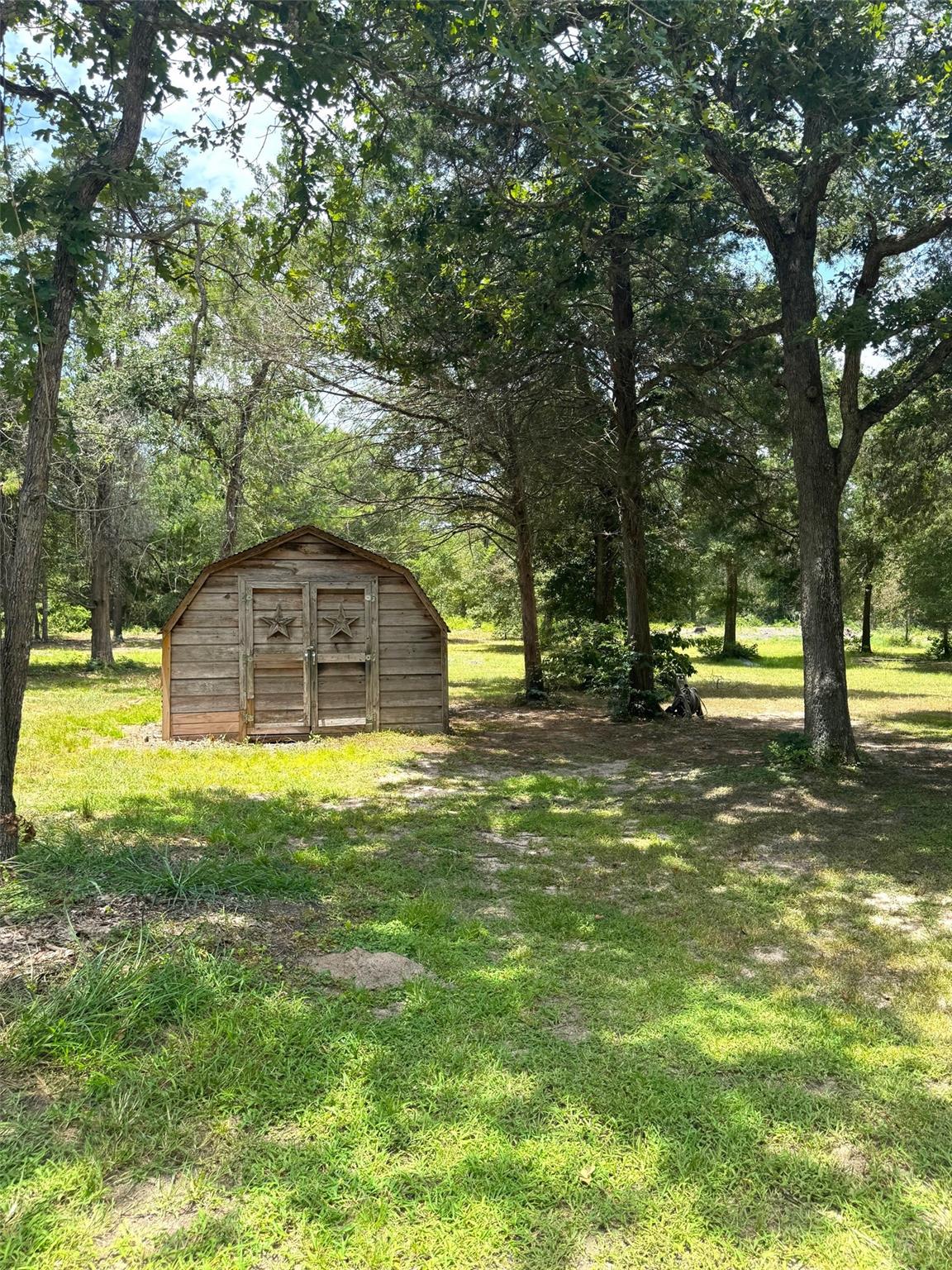1211 Sommy Lane