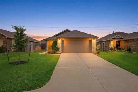 Photo of 213 Rustic Ridge Circle, Magnolia, TX 77354 (MLS # 68880036)