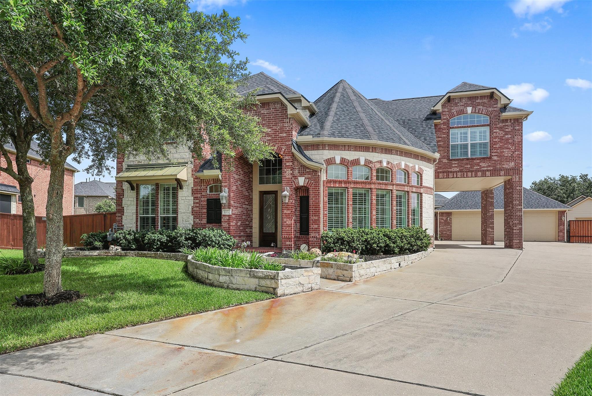 1532 Jag Hollow