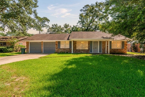Photo of 1970 Edson Drive, Beaumont, TX 77706 (MLS # 94090240)