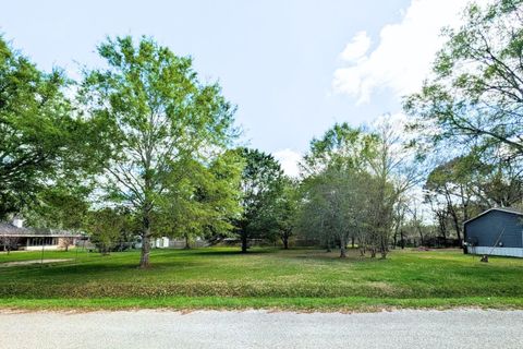 Vacant Land For Sale - 00 South Ave<br/> Jefferson County, China, TX 77613