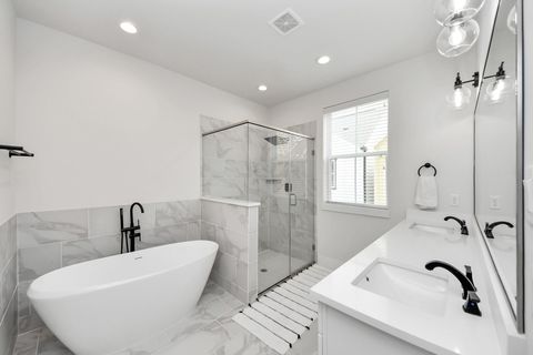 Tiny photo for 5502 Wheatley Street #B, Houston, TX 77091 (MLS # 37089822)