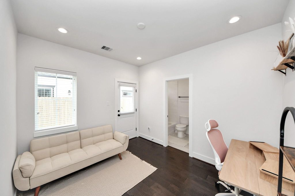 Photo of 5502 Wheatley Street #B, Houston, TX 77091 (MLS # 37089822)