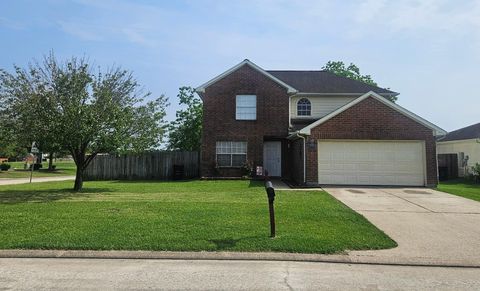 Photo of 12330 Greensbrook Forest Drive, Houston, TX 77044 (MLS # 22757229)