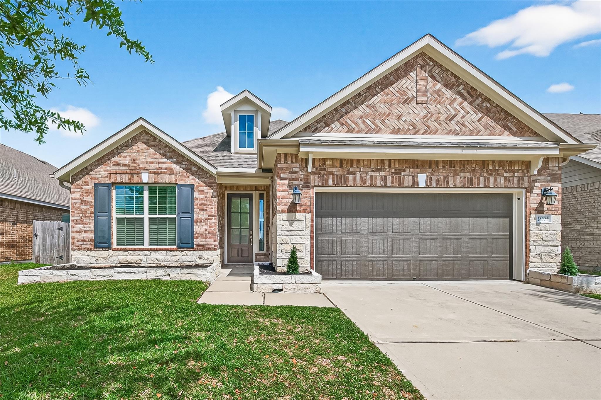 24022 Kingdom Isle Lane