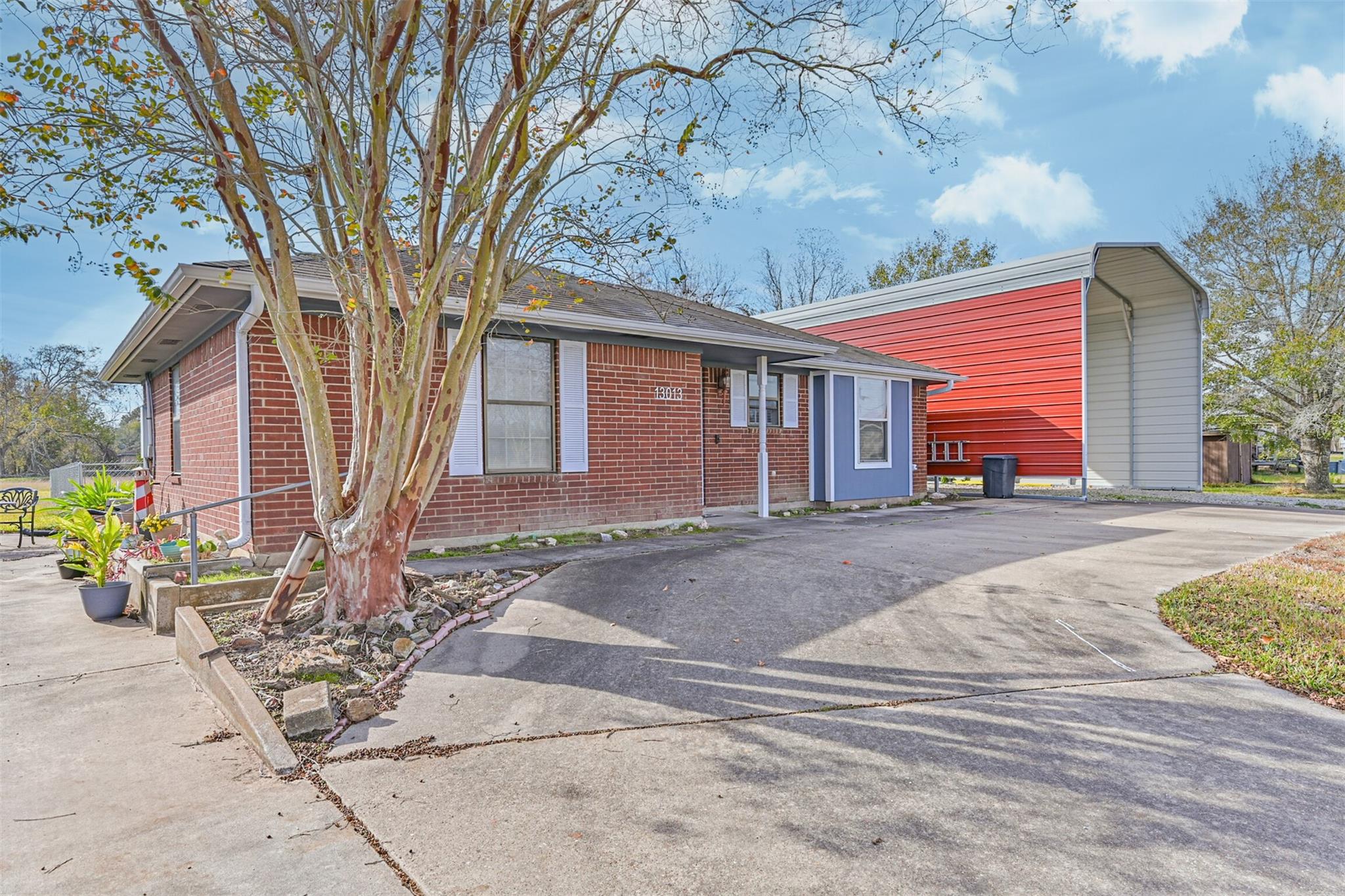 13013 S Sayko Street