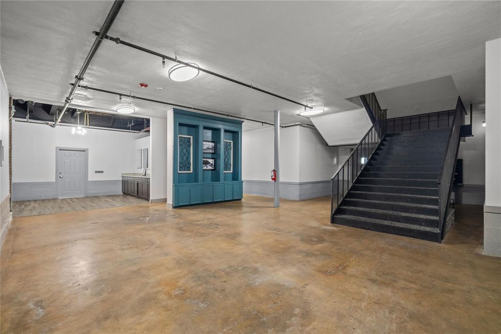 Photo of 612 W Texas Avenue #228, Baytown, TX 77520 (MLS # 37742212)