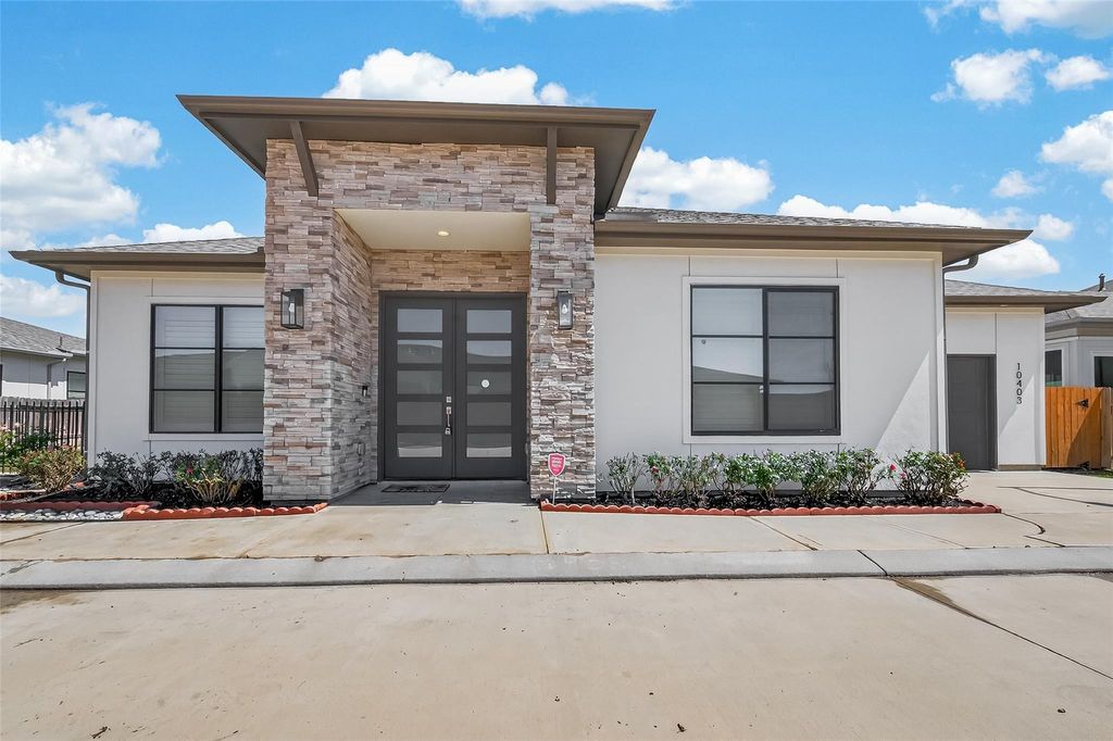 Photo of 10403 Anchorage Passage, Richmond, TX 77407 (MLS # 52278063)
