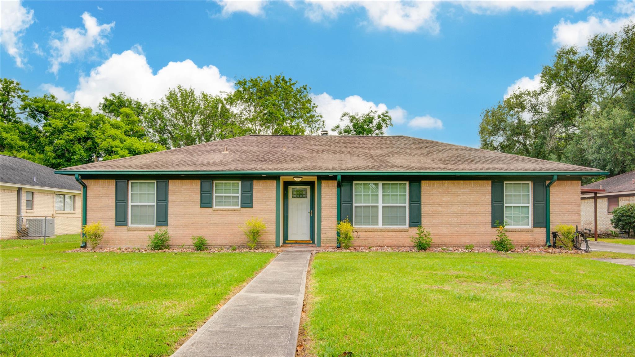 1461 Camellia Street Drive