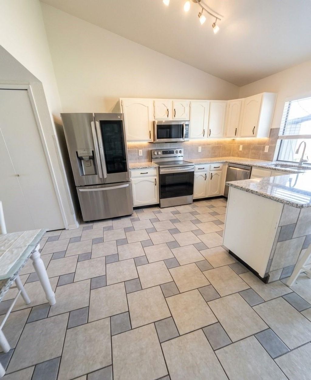 Photo of 16938 Nevisway Street, Houston, TX 77084 (MLS # 67109966)
