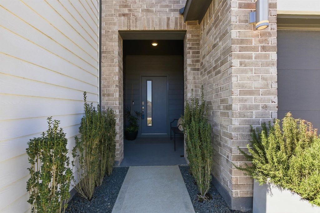 Photo of 14347 Sweet Meadow Trail, Conroe, TX 77384 (MLS # 27072138)