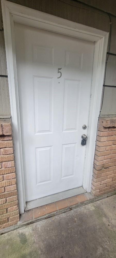 1806 W Main Street 5