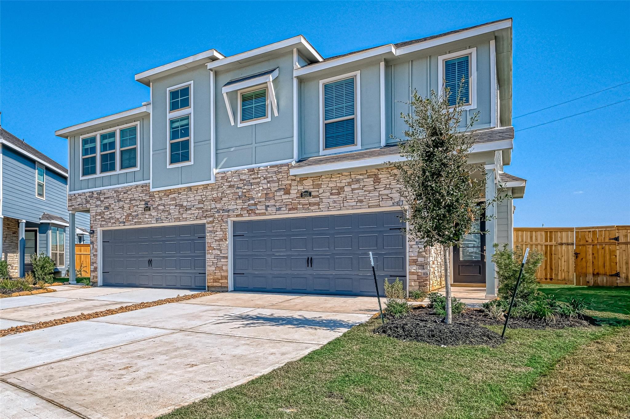 5731 Foggy Vine Court