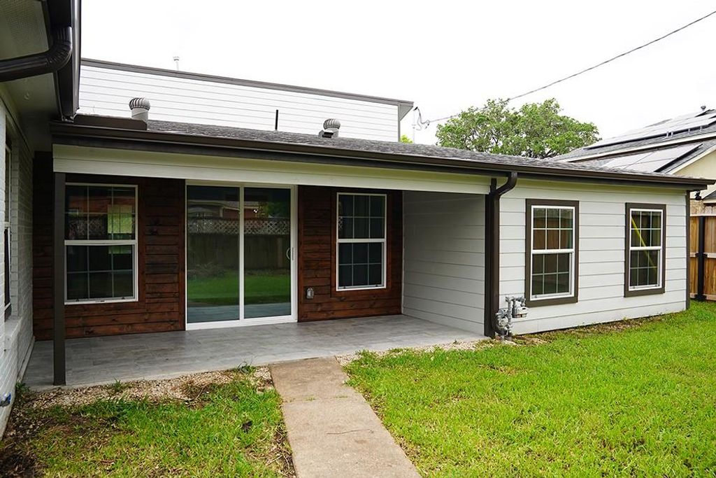 Photo of 3535 Rosedale Street, Houston, TX 77004 (MLS # 42455057)
