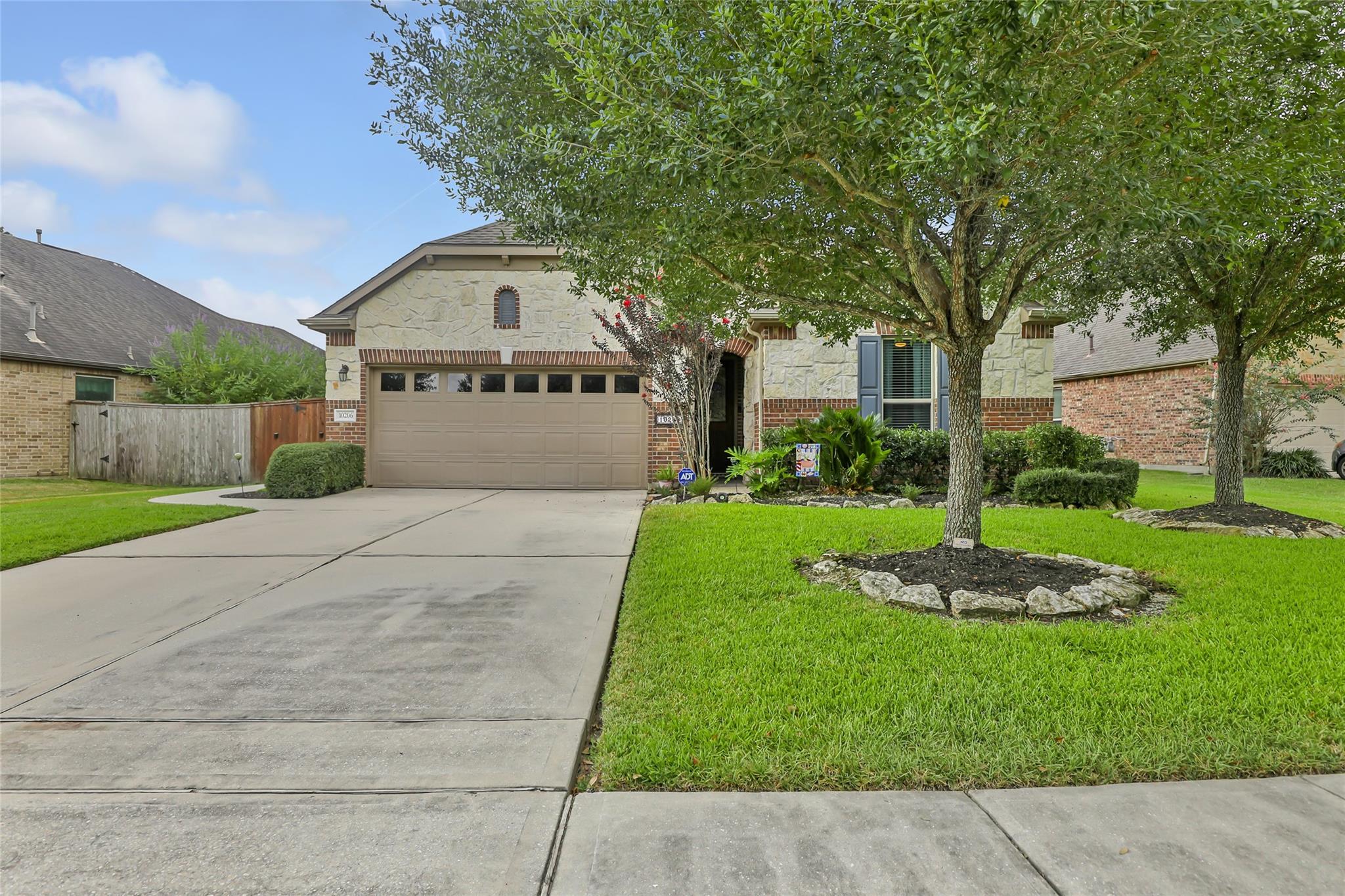 10206 Eagle Hollow Drive