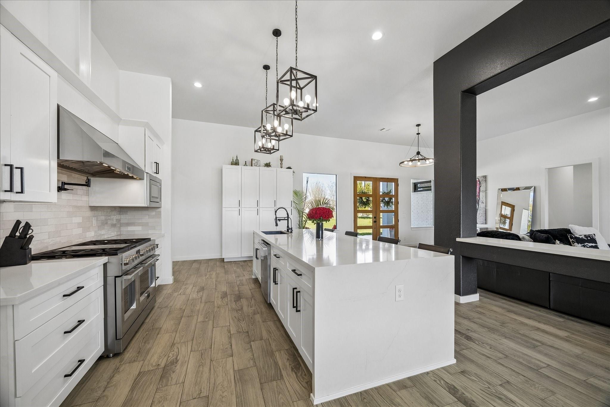 11693 Grandview Drive