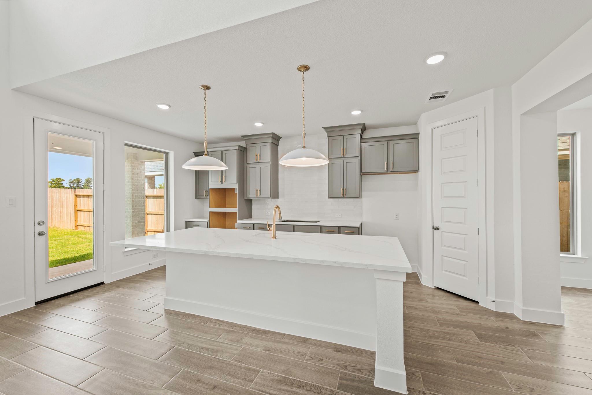 424 Mathis Lake Court