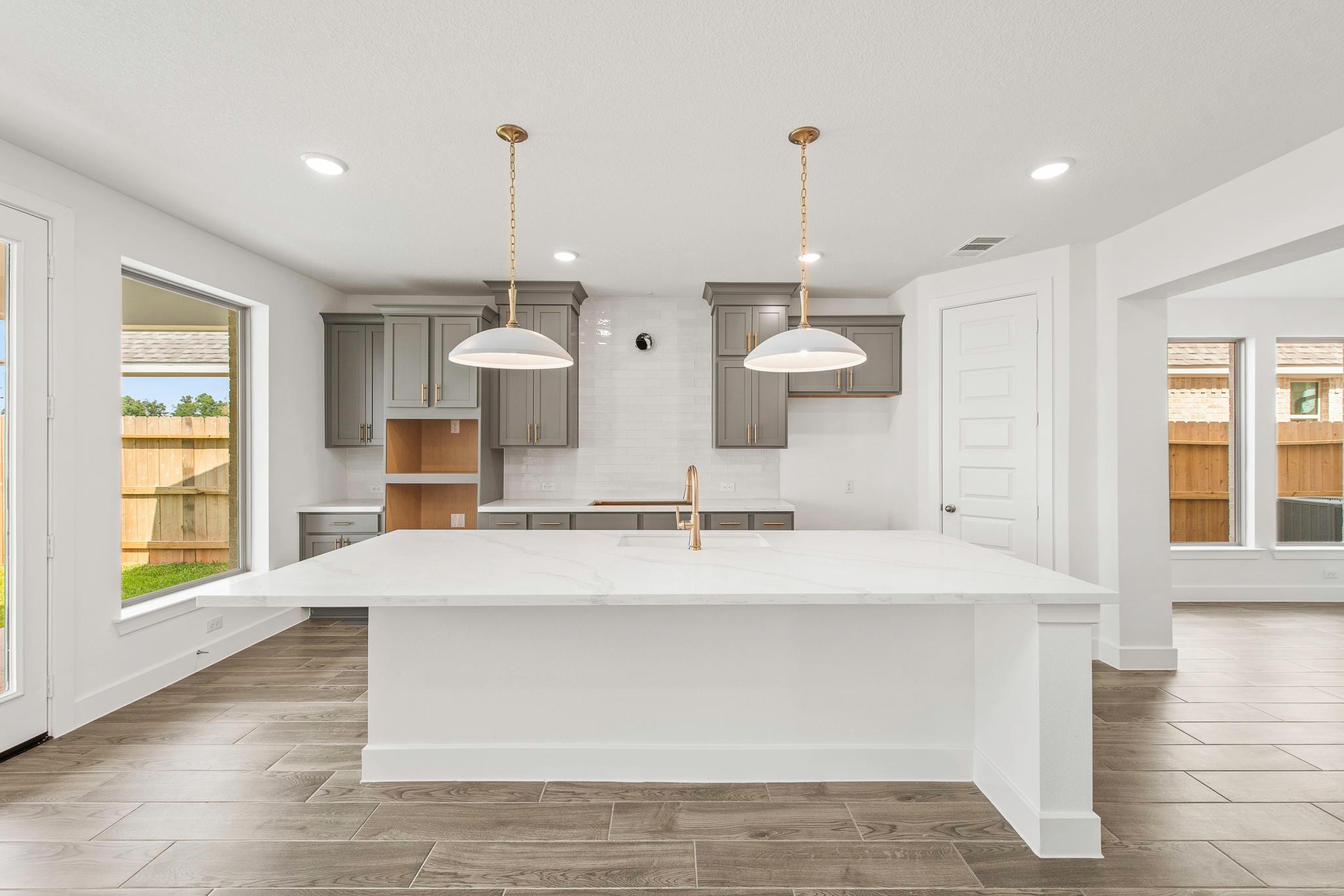 424 Mathis Lake Court