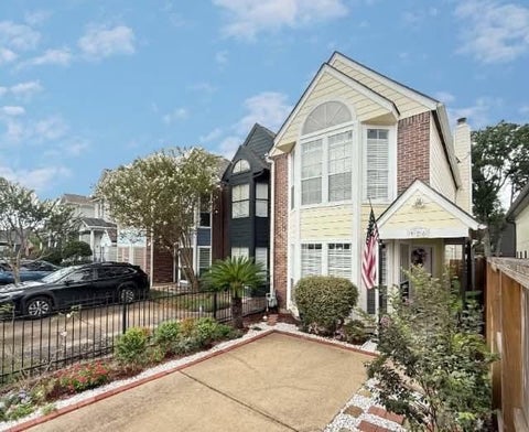 Photo of 926 Rutland Street, Houston, TX 77008 (MLS # 8425305)