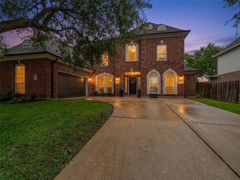 Photo of 6134 Carlisle Lane, League City, TX 77573 (MLS # 56622854)
