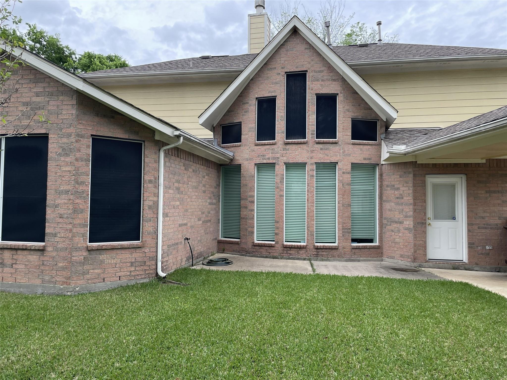 14011 Sandy Springs Lane