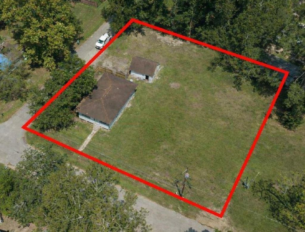 Photo of 701 Clay Street St, Cleveland, TX 77327 (MLS # 61024297)