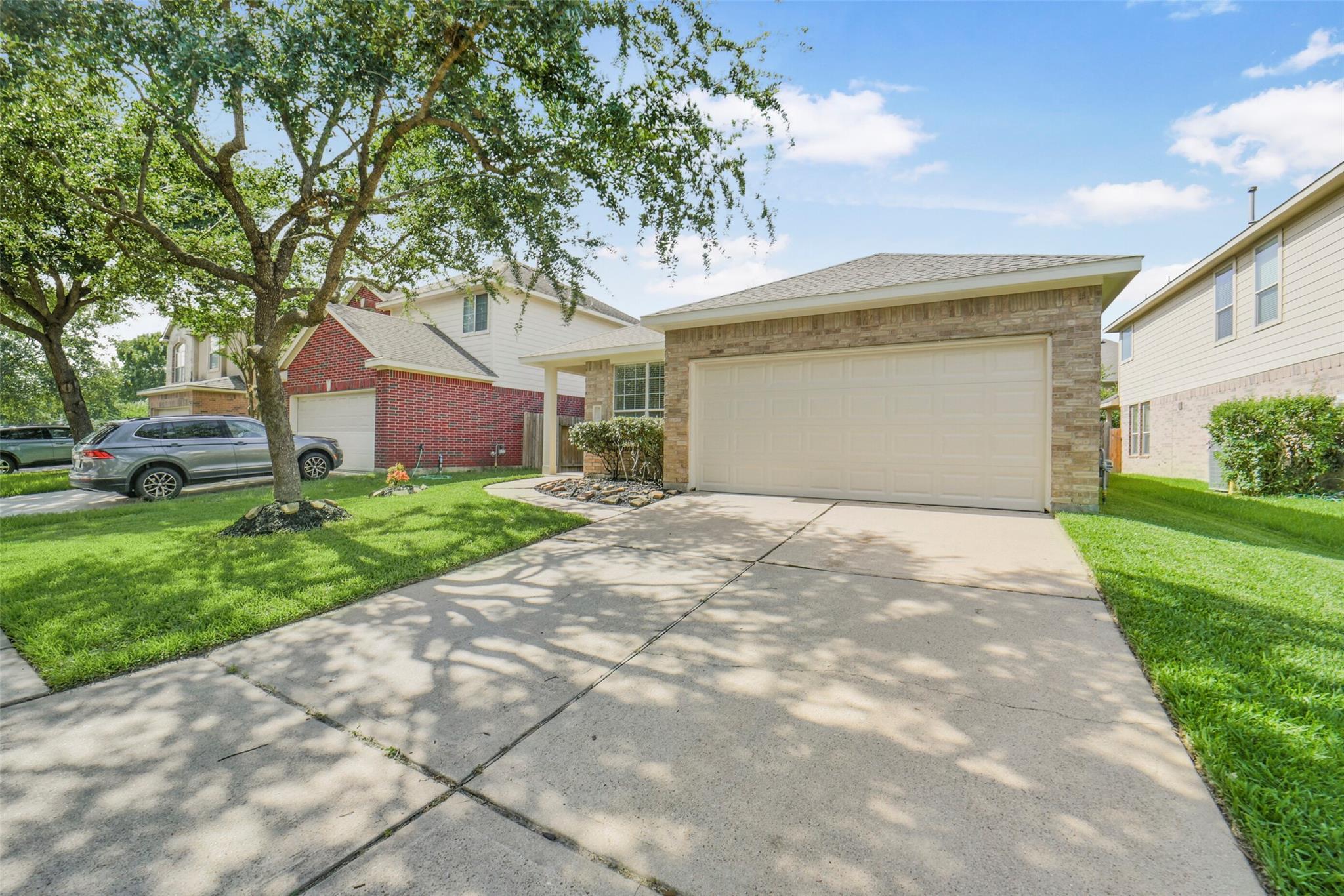 26426 Richwood Oaks Drive