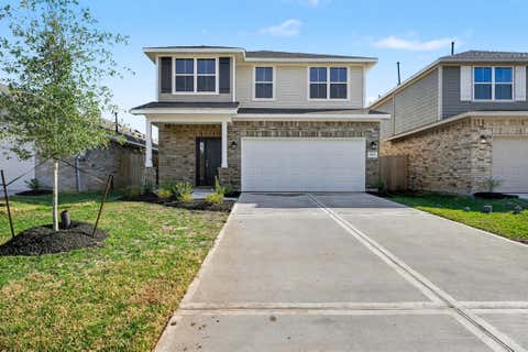 Homes For Sale - 4405 W Bayou Maison Circle<br/> Dickinson, TX 77539