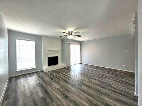 Condo For Rent - 3919 Fairmont Parkway #180<br/> Pasadena, TX 77504