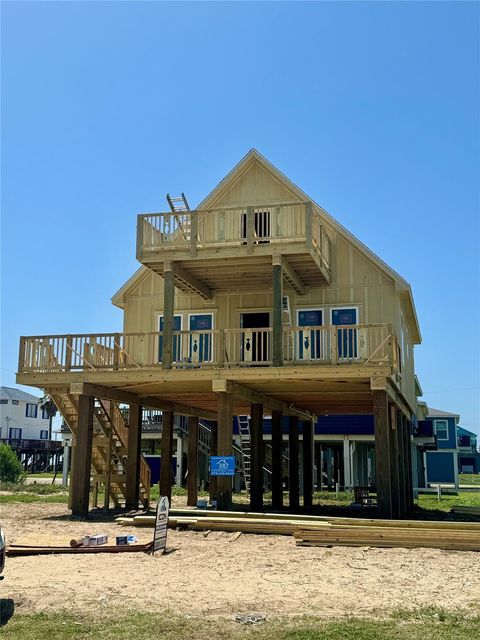 Photo of 123 Beachcomber Avenue, Surfside Beach, TX 77541 (MLS # 88940923)